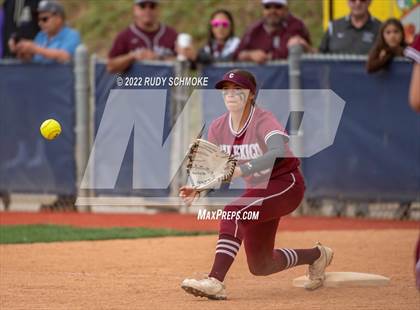 Thumbnail 2 in Holtville vs. Calexico (CIF SDS Division 4 Finals) photogallery.