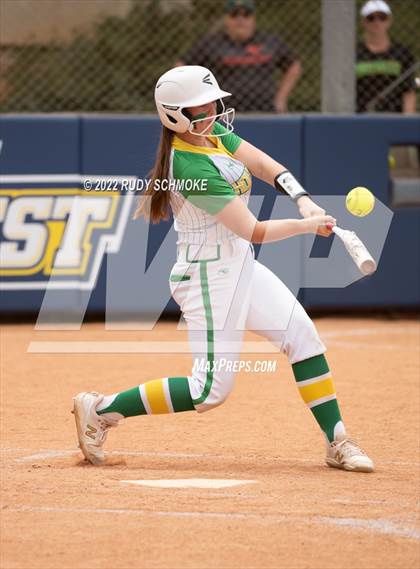 Thumbnail 3 in Holtville vs. Calexico (CIF SDS Division 4 Finals) photogallery.