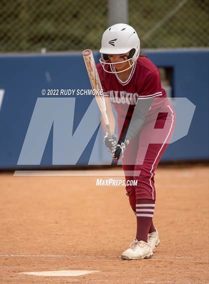 Thumbnail 1 in Holtville vs. Calexico (CIF SDS Division 4 Finals) photogallery.
