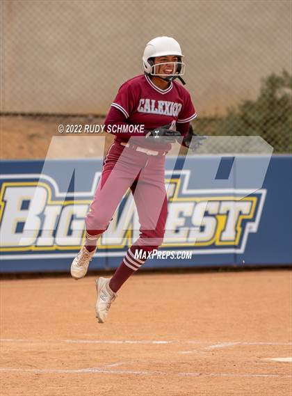Thumbnail 1 in Holtville vs. Calexico (CIF SDS Division 4 Finals) photogallery.