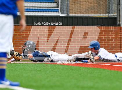 Thumbnail 3 in Barbe @ Sulphur photogallery.
