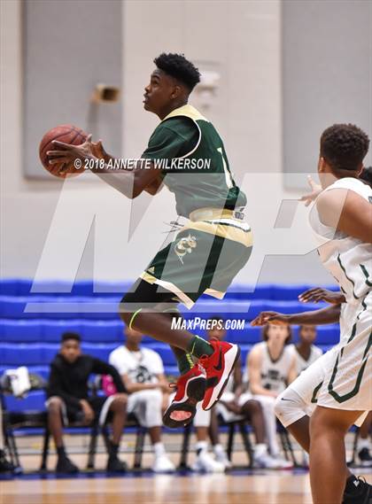 Thumbnail 3 in Tampa Catholic vs. Melbourne Central Catholic (First Academy Shootout) photogallery.