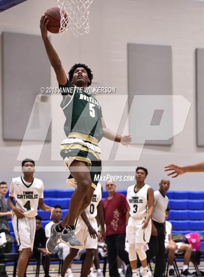 Thumbnail 1 in Tampa Catholic vs. Melbourne Central Catholic (First Academy Shootout) photogallery.