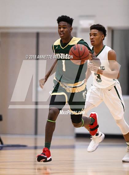 Thumbnail 1 in Tampa Catholic vs. Melbourne Central Catholic (First Academy Shootout) photogallery.
