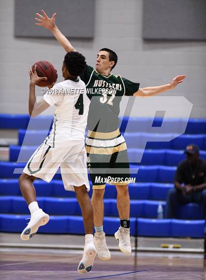 Thumbnail 2 in Tampa Catholic vs. Melbourne Central Catholic (First Academy Shootout) photogallery.