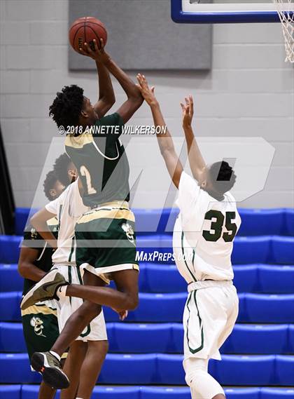 Thumbnail 1 in Tampa Catholic vs. Melbourne Central Catholic (First Academy Shootout) photogallery.