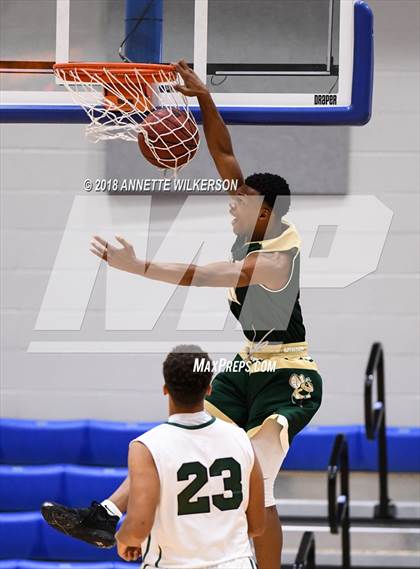 Thumbnail 1 in Tampa Catholic vs. Melbourne Central Catholic (First Academy Shootout) photogallery.