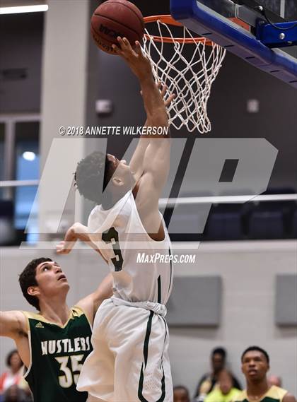 Thumbnail 1 in Tampa Catholic vs. Melbourne Central Catholic (First Academy Shootout) photogallery.