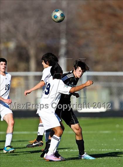 Thumbnail 2 in Martin [James] vs. Lamar (Martin Invitational) photogallery.
