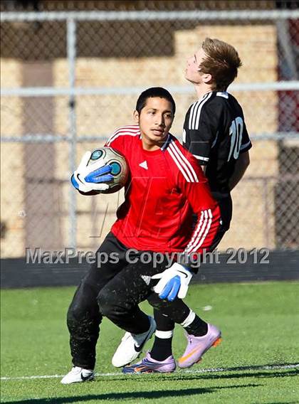 Thumbnail 3 in Martin [James] vs. Lamar (Martin Invitational) photogallery.