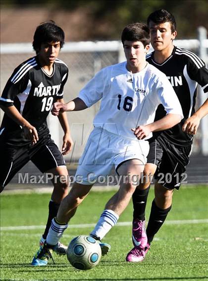 Thumbnail 1 in Martin [James] vs. Lamar (Martin Invitational) photogallery.
