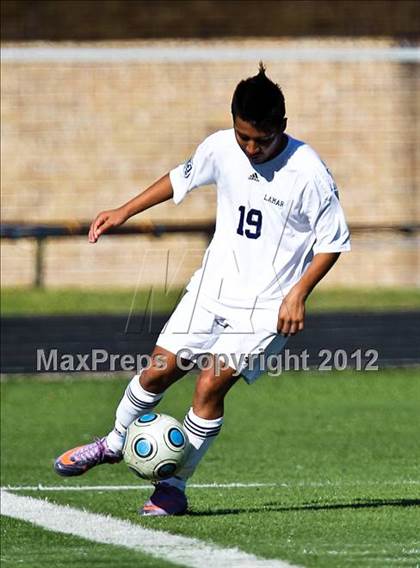 Thumbnail 3 in Martin [James] vs. Lamar (Martin Invitational) photogallery.