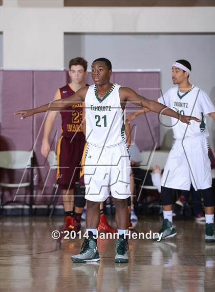 Thumbnail 2 in Simi Valley @ Tahquitz (MaxPreps Holiday Classic) photogallery.