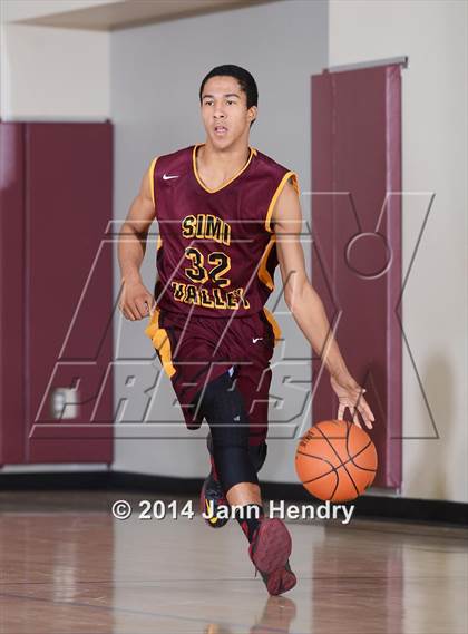 Thumbnail 3 in Simi Valley @ Tahquitz (MaxPreps Holiday Classic) photogallery.