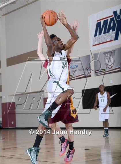 Thumbnail 3 in Simi Valley @ Tahquitz (MaxPreps Holiday Classic) photogallery.