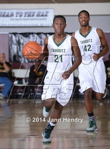 Thumbnail 3 in Simi Valley @ Tahquitz (MaxPreps Holiday Classic) photogallery.