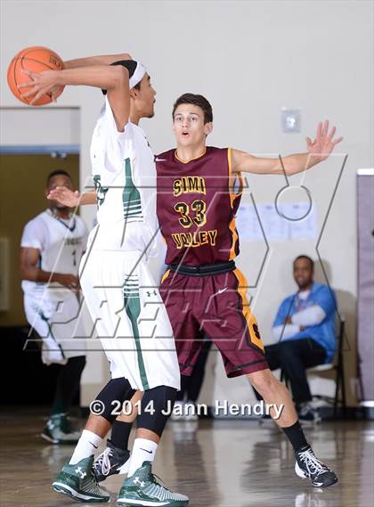 Thumbnail 3 in Simi Valley @ Tahquitz (MaxPreps Holiday Classic) photogallery.