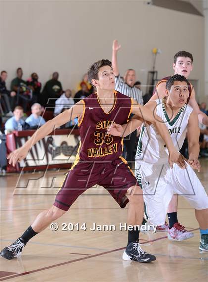Thumbnail 2 in Simi Valley @ Tahquitz (MaxPreps Holiday Classic) photogallery.
