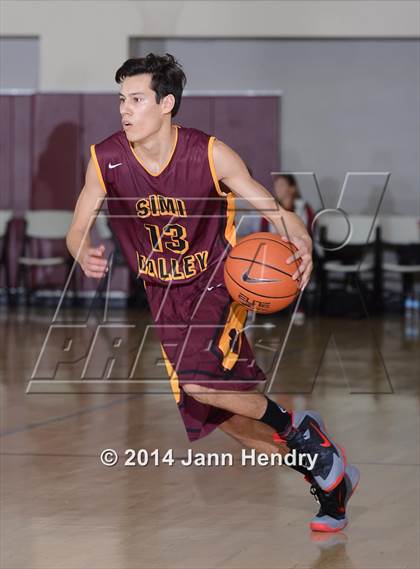 Thumbnail 2 in Simi Valley @ Tahquitz (MaxPreps Holiday Classic) photogallery.