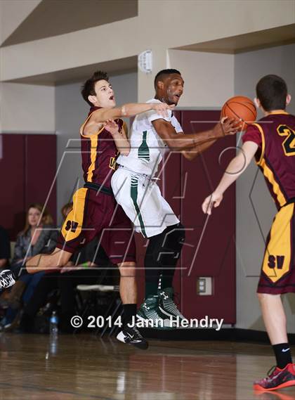 Thumbnail 2 in Simi Valley @ Tahquitz (MaxPreps Holiday Classic) photogallery.