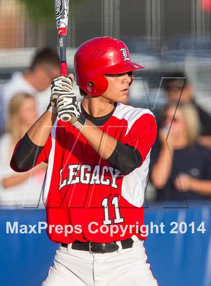 Thumbnail 2 in Red Oak vs. Mansfield Legacy (UIL 4A Region 2 Quarterfinal Playoff) photogallery.