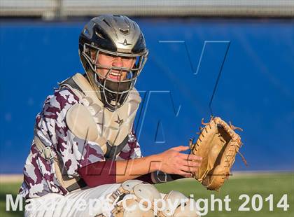Thumbnail 1 in Red Oak vs. Mansfield Legacy (UIL 4A Region 2 Quarterfinal Playoff) photogallery.