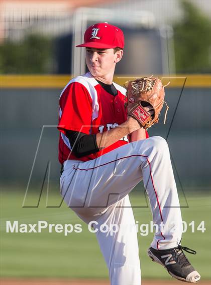Thumbnail 3 in Red Oak vs. Mansfield Legacy (UIL 4A Region 2 Quarterfinal Playoff) photogallery.