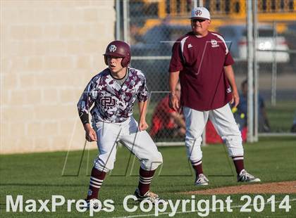 Thumbnail 1 in Red Oak vs. Mansfield Legacy (UIL 4A Region 2 Quarterfinal Playoff) photogallery.