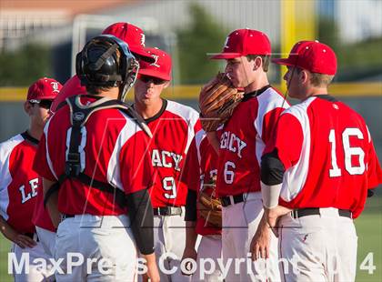 Thumbnail 1 in Red Oak vs. Mansfield Legacy (UIL 4A Region 2 Quarterfinal Playoff) photogallery.