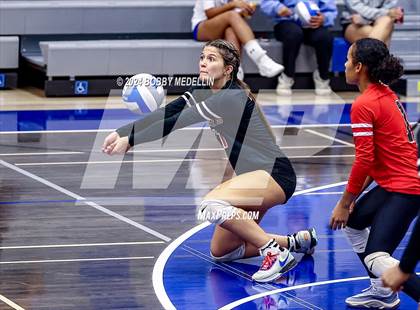 Thumbnail 2 in Hanford @ Sanger West photogallery.