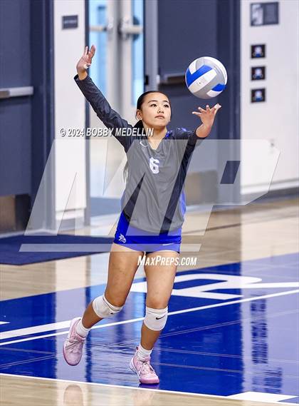 Thumbnail 3 in Hanford @ Sanger West photogallery.