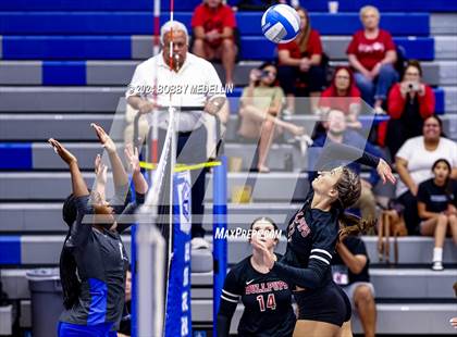 Thumbnail 3 in Hanford @ Sanger West photogallery.