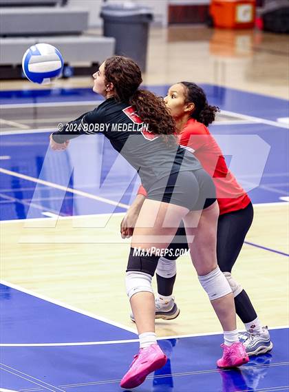 Thumbnail 2 in Hanford @ Sanger West photogallery.