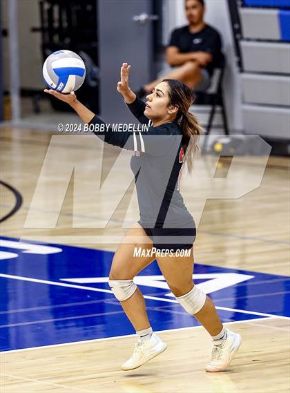 Thumbnail 1 in Hanford @ Sanger West photogallery.