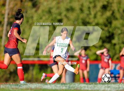 Thumbnail 2 in Bishop Ludden vs Pulaski photogallery.