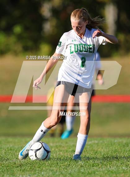 Thumbnail 2 in Bishop Ludden vs Pulaski photogallery.