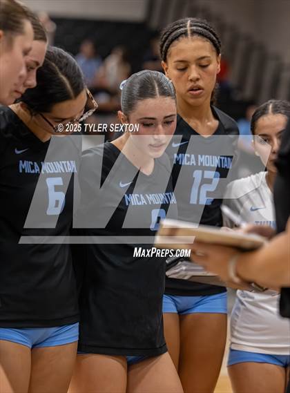 Thumbnail 1 in Marana @ Mica Mountain photogallery.