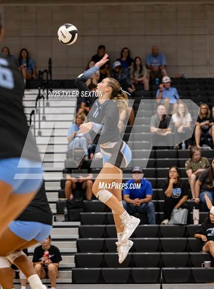 Thumbnail 1 in Marana @ Mica Mountain photogallery.