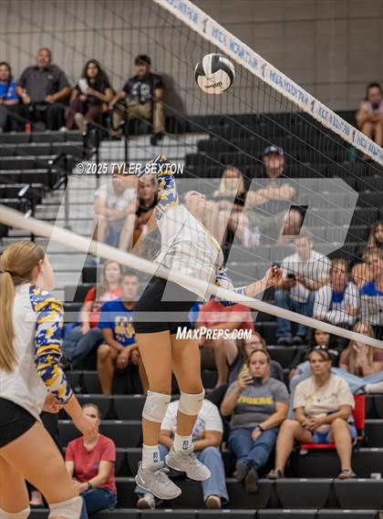 Thumbnail 3 in Marana @ Mica Mountain photogallery.