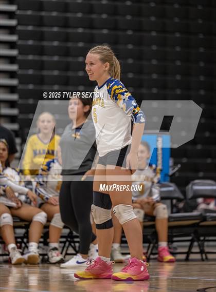 Thumbnail 2 in Marana @ Mica Mountain photogallery.