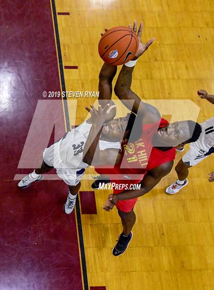 Thumbnail 3 in La Lumiere vs. Oak Hill Academy (GEICO National Tournament Semifinal) photogallery.