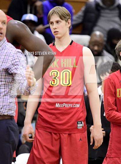 Thumbnail 1 in La Lumiere vs. Oak Hill Academy (GEICO National Tournament Semifinal) photogallery.