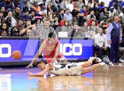 Thumbnail 2 in La Lumiere vs. Oak Hill Academy (GEICO National Tournament Semifinal) photogallery.