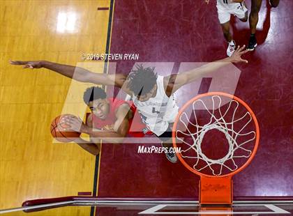Thumbnail 2 in La Lumiere vs. Oak Hill Academy (GEICO National Tournament Semifinal) photogallery.