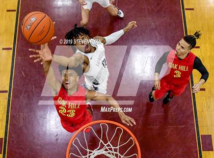 Thumbnail 3 in La Lumiere vs. Oak Hill Academy (GEICO National Tournament Semifinal) photogallery.