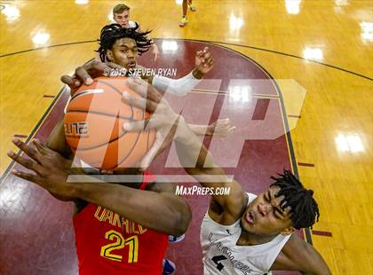 Thumbnail 3 in La Lumiere vs. Oak Hill Academy (GEICO National Tournament Semifinal) photogallery.