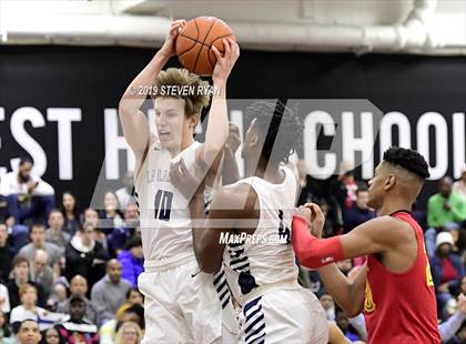 Thumbnail 3 in La Lumiere vs. Oak Hill Academy (GEICO National Tournament Semifinal) photogallery.
