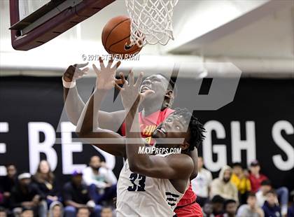 Thumbnail 1 in La Lumiere vs. Oak Hill Academy (GEICO National Tournament Semifinal) photogallery.