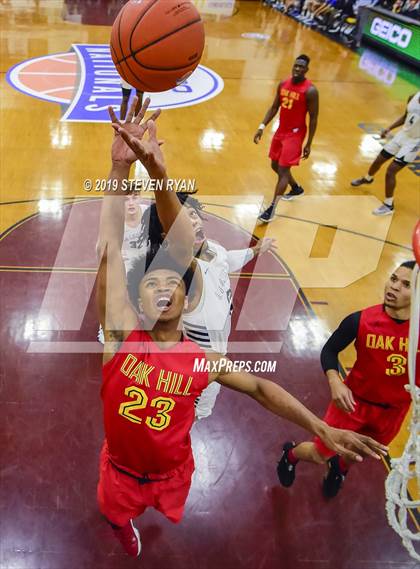 Thumbnail 2 in La Lumiere vs. Oak Hill Academy (GEICO National Tournament Semifinal) photogallery.