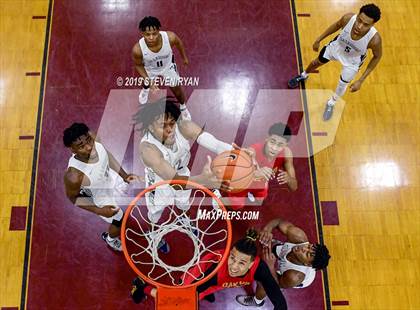 Thumbnail 1 in La Lumiere vs. Oak Hill Academy (GEICO National Tournament Semifinal) photogallery.
